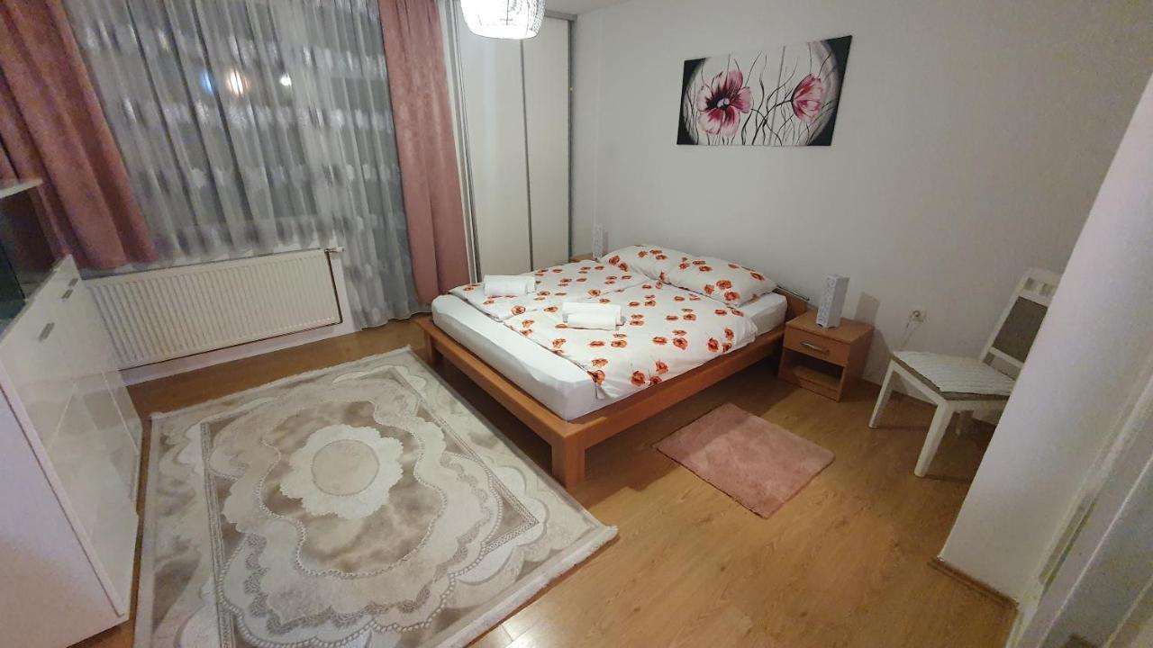 Apartman Dina Bihać Exterior foto